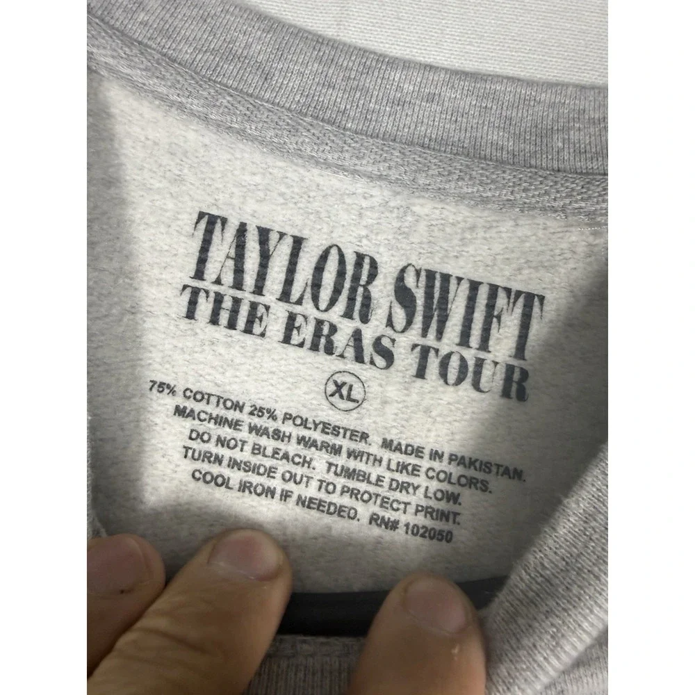 Taylor Swift Eras Tour Sweatshirt 2023 Grey Sweater Official Women's XL Crew